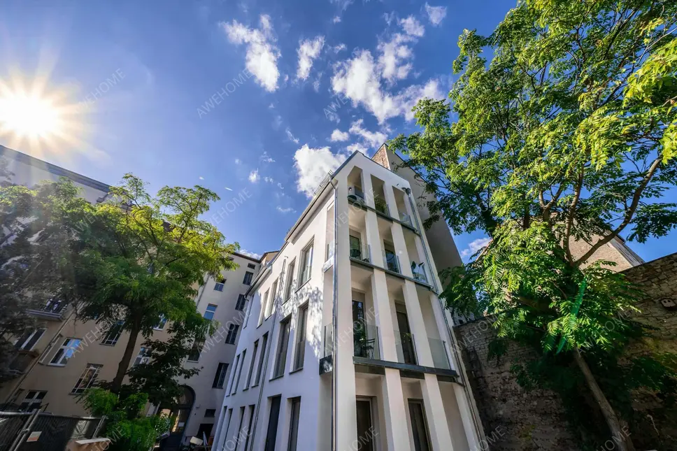 Berlin RentalsBergstrasse