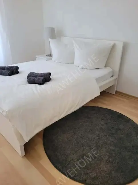 Berlin RentalsModerne 3-Zimmer-Wohnung mit grossem Balkon
