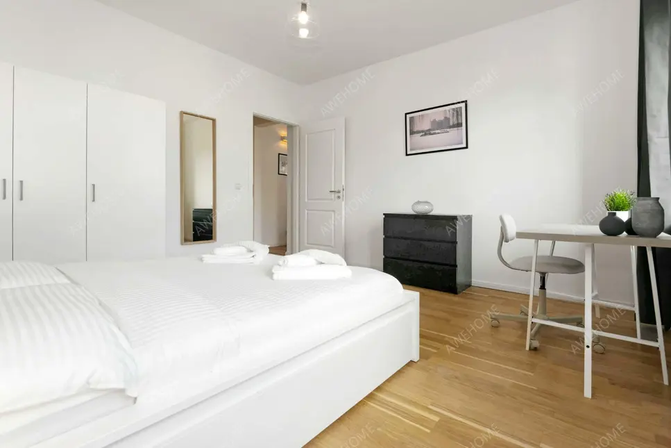 Berlin RentalsGuineastrasse