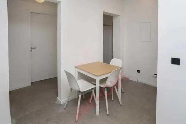 Berlin RentalsMullerstrasse 55ADE-01-255Q