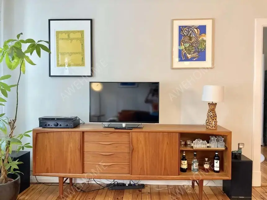 Berlin RentalsElegant  cozy  fully furnished south-facing apartm