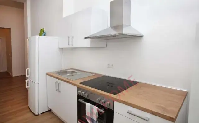 Berlin RentalsWarschauer Strasse 62DE-01-230M