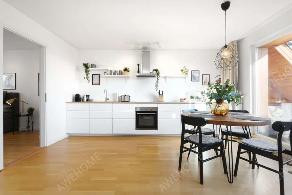 Berlin RentalsBright 3-room Apartment with sunny balcony