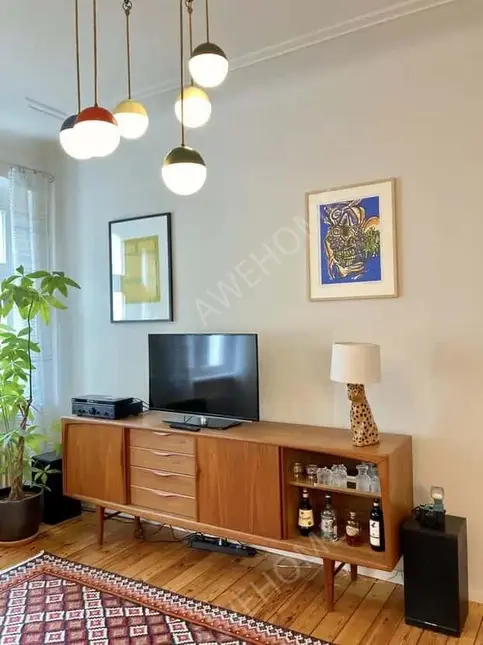 Berlin RentalsElegant  cozy  fully furnished south-facing apartm