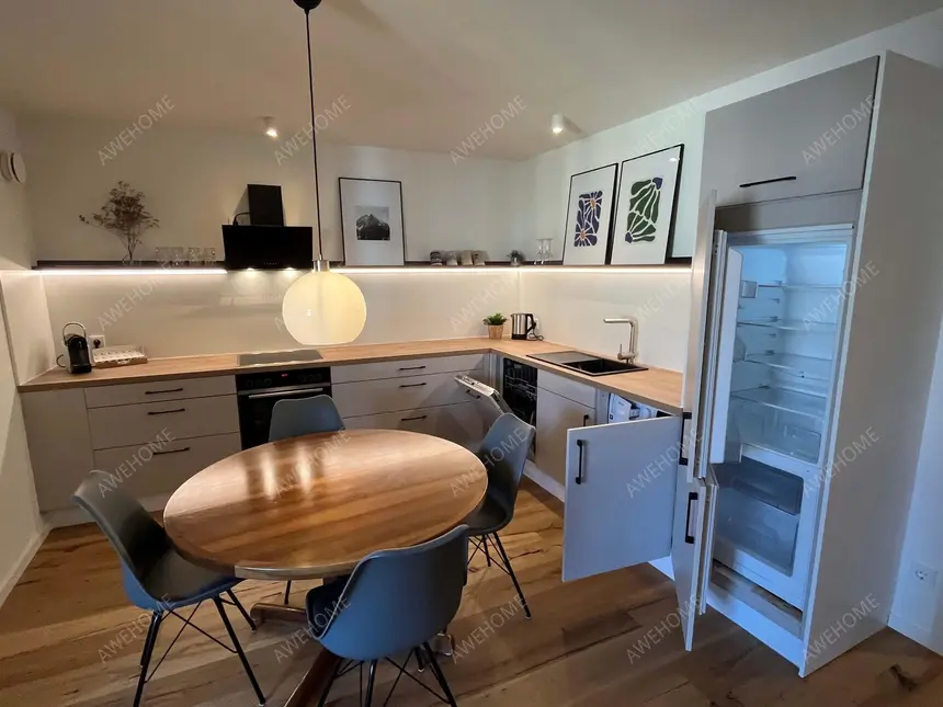 München RentalsFully furnished exclusive 2.5-room apartment in a