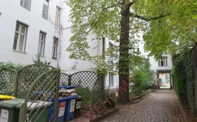 Berlin RentalsTempelhofer Ufer 10DE-01-099M