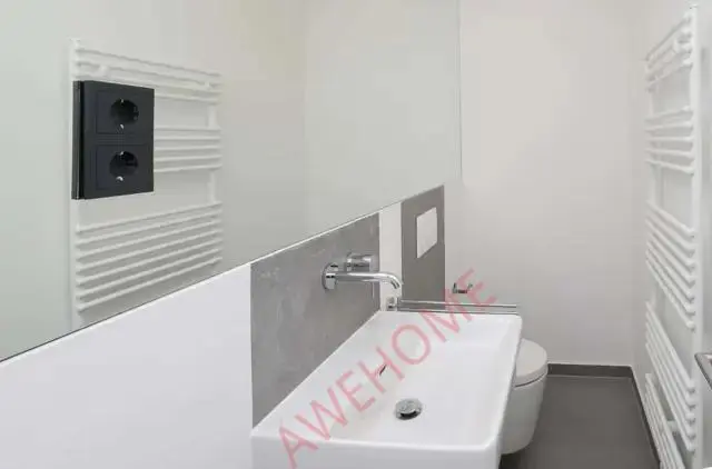 Berlin RentalsMullerstrasse 55ADE-01-255Q