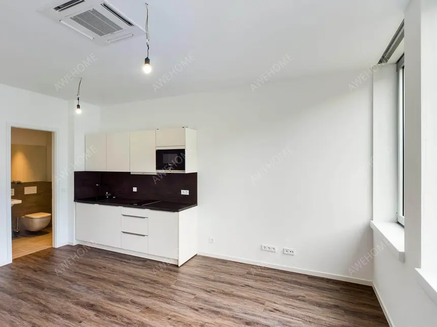 Frankfurt am Main Rentalsstudio near Elbinger Str.