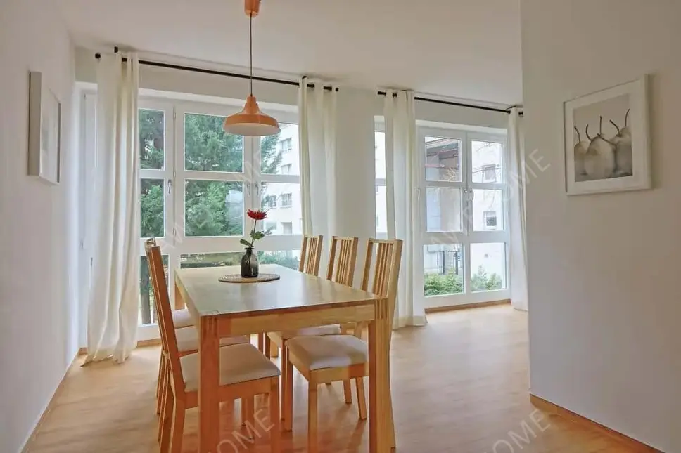 Berlin RentalsEinziehen und wohlfuhlen: Lichtdurchflutete 3-Zimm