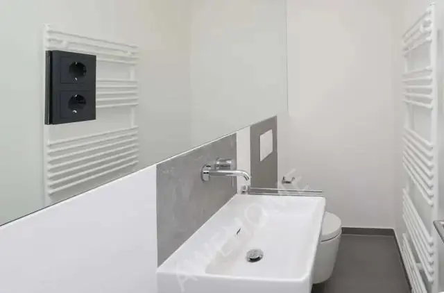 Berlin RentalsMullerstrasse 55ADE-01-255Q