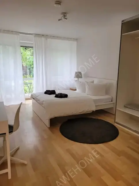 Berlin RentalsModerne 3-Zimmer-Wohnung mit grossem Balkon