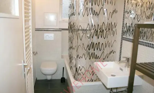 Berlin RentalsNeue Hochstrasse 19DE-01-122M