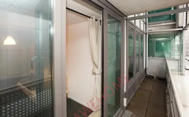 Frankfurt am Main RentalsWeserstrasse 40DE-04-012M