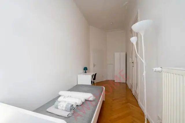 Berlin RentalsBORNHOLMER STR. 17- VH 4. OG rechts (Pyur)