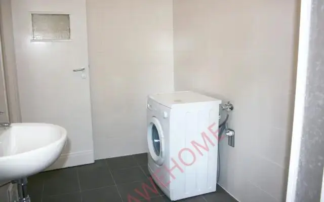 Berlin RentalsKranzer Strasse 5DE-01-092M