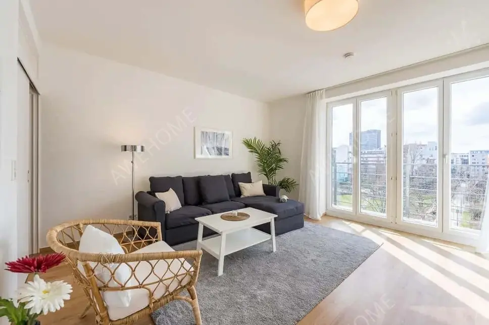 Berlin RentalsKomfor 3-Zimmer-Wohnung mit Aussicht direkt a