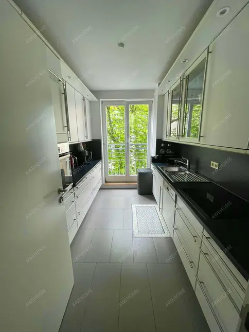 Berlin RentalsBleibtreustrasse