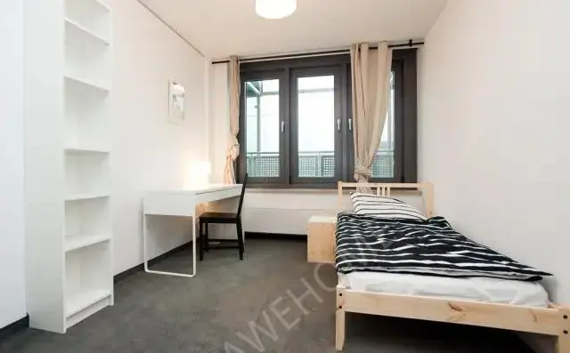 Frankfurt am Main RentalsWeserstrasse 40DE-04-012M