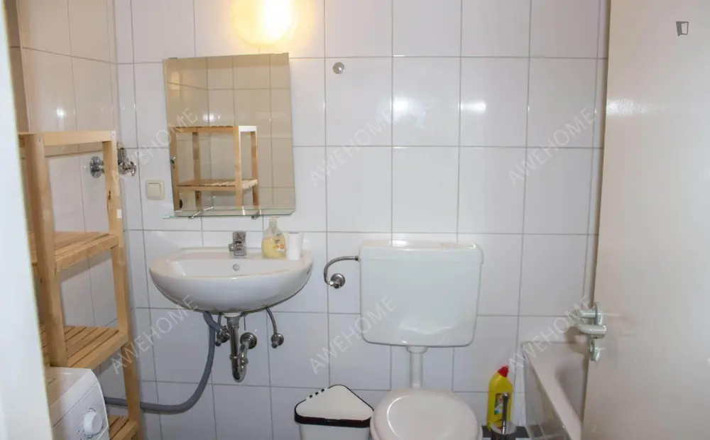 Berlin RentalsEnjoyable single bedroom in Moabit
