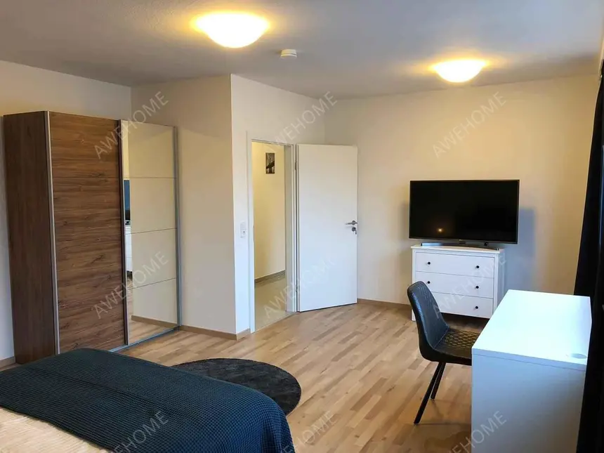 Stuttgart RentalsWangener Strasse 27DE-09-018-005HF