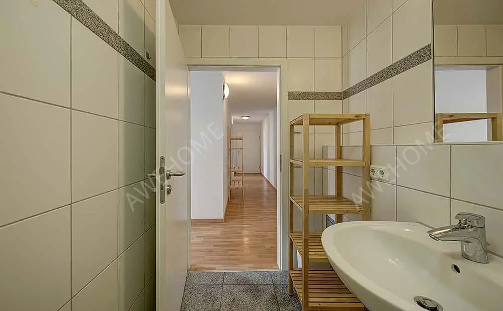 斯图加特租房Aachener Strasse 8DE-09-017M