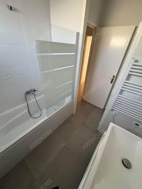 puteauxshort-term accommodation Rentals[short-term accommodation]Puteaux 92区-89平-F3-公寓