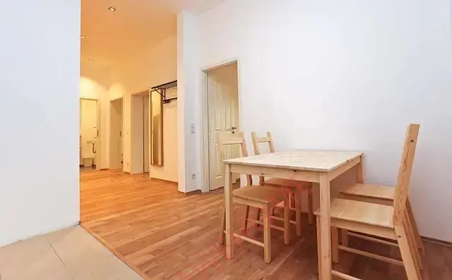 Frankfurt am Main RentalsHufnagelstrasse 12DE-04-010M