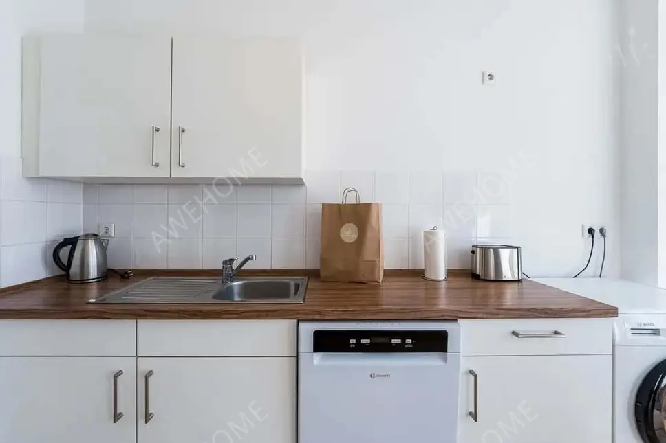 Berlin RentalsKomfor 3-Zimmer-Wohnung mit Aussicht direkt a