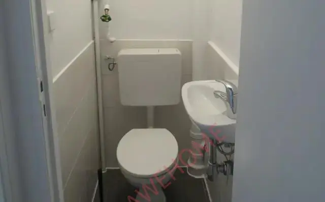 Berlin RentalsKranzer Strasse 5DE-01-092M