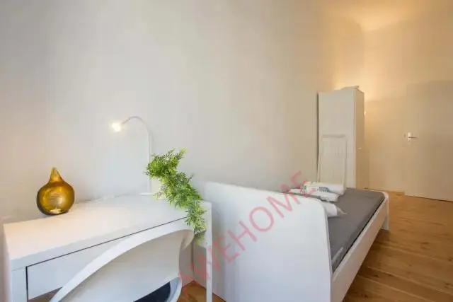 Berlin RentalsBOXHAGENER STR. 50 -  VH 2. OG mitte (Pyur) - 2405