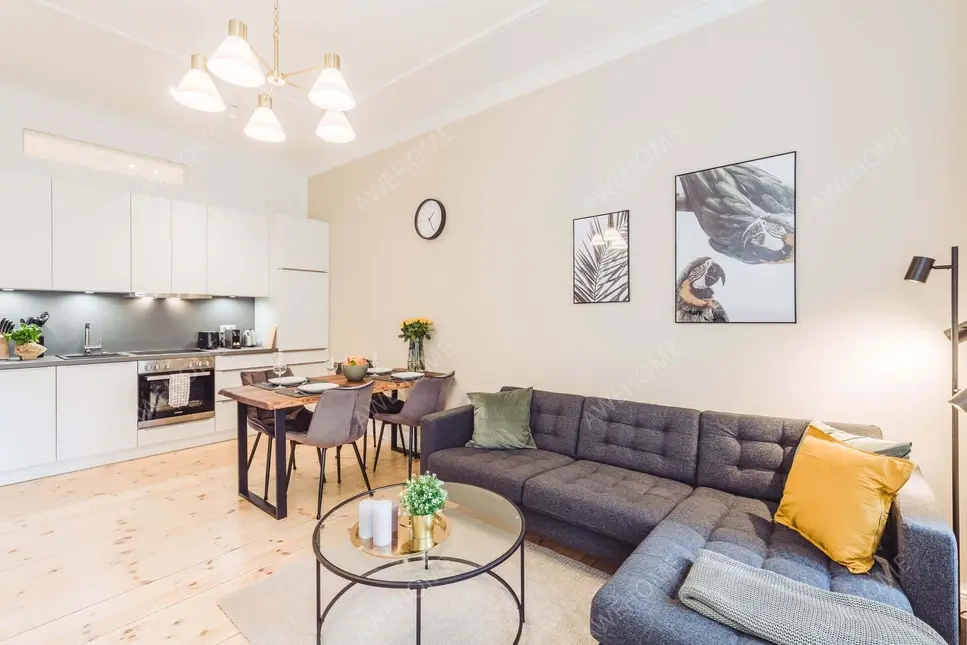 Berlin RentalsSonnige neu renovierte Wohnung in bester Berliner