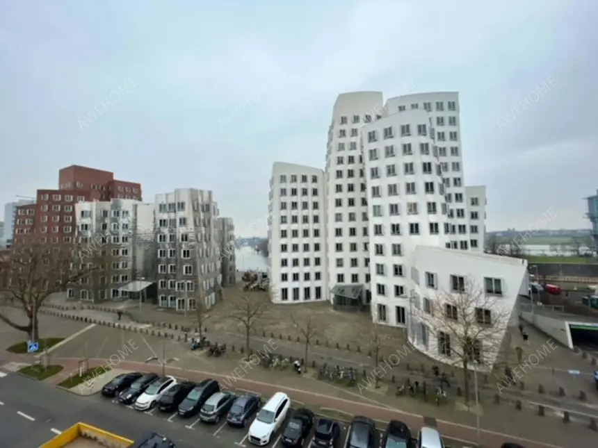 Düsseldorf RentalsBruckenstrasse