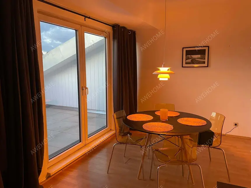 Berlin Rentalsgrossartiges helles Dachgeschoss in Kreuzberg