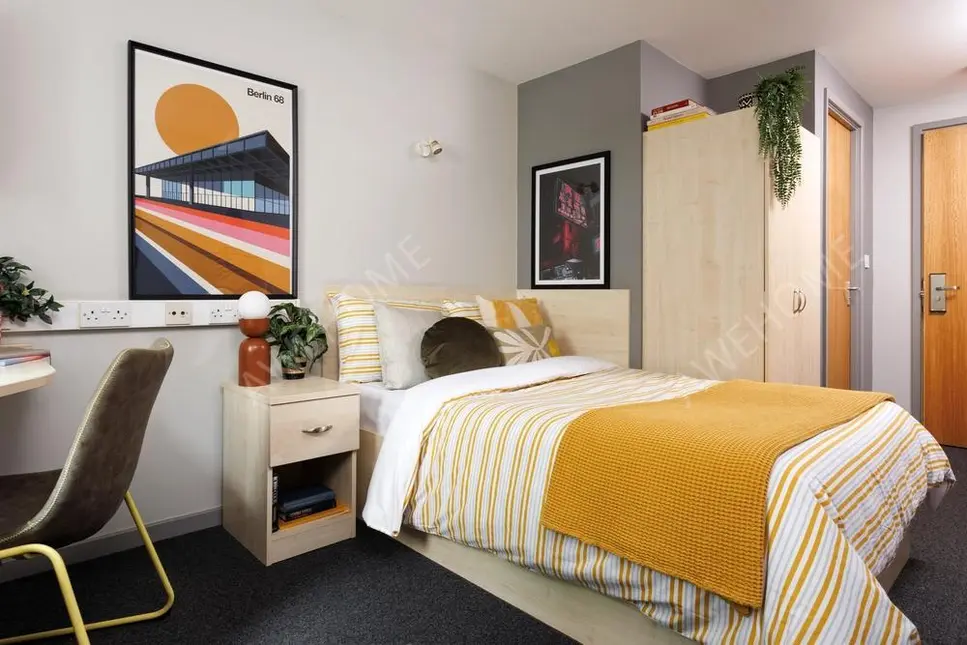 Liverpool RentalsGrand Central