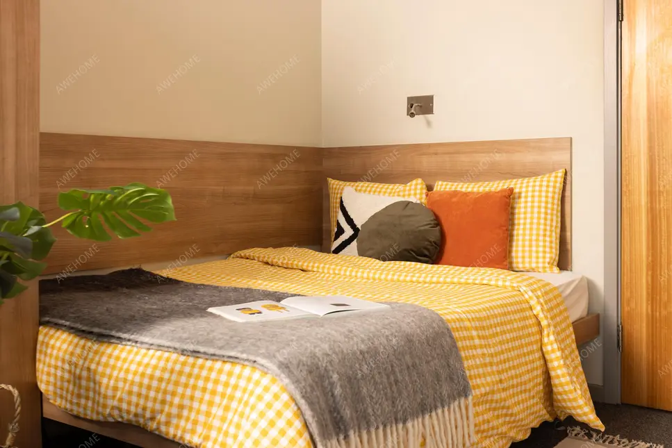 Leeds RentalsSky Plaza