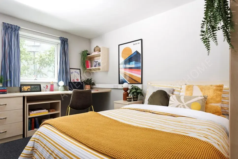 Liverpool RentalsGrand Central