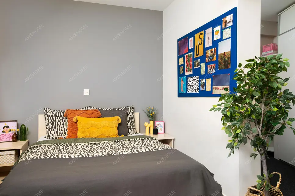 London RentalsPacific Court