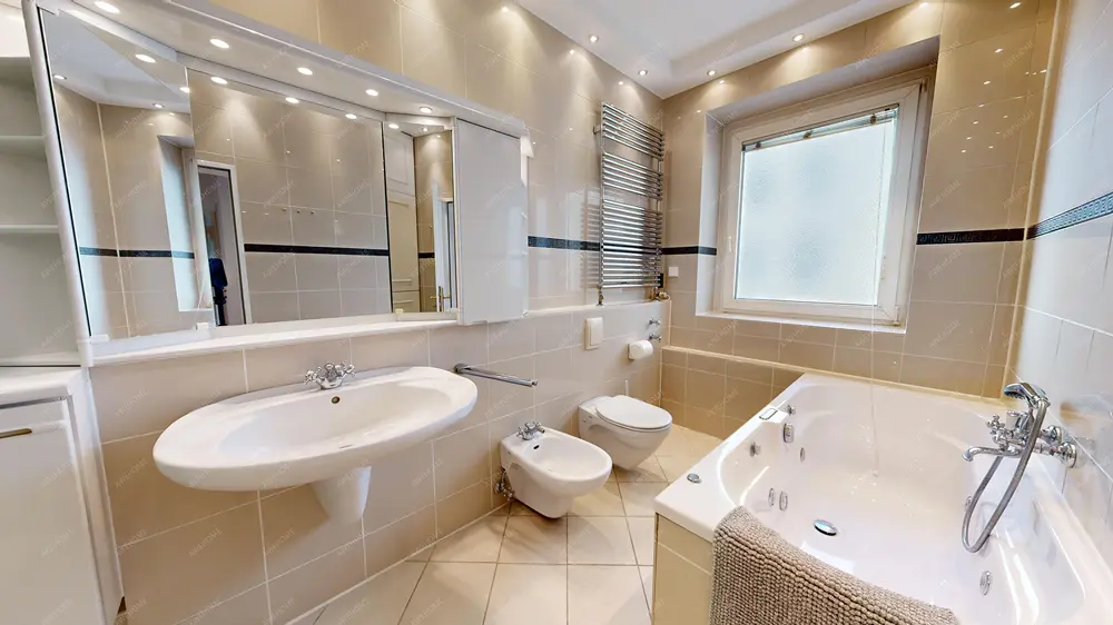 Berlin RentalsLuther 9