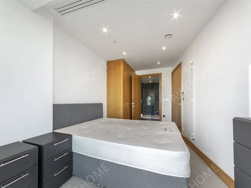倫敦租房Arena Tower 2 bed flat