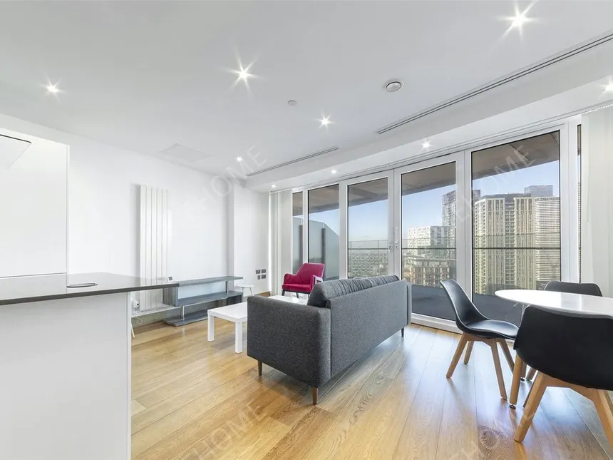 倫敦租房Arena Tower 2 bed flat