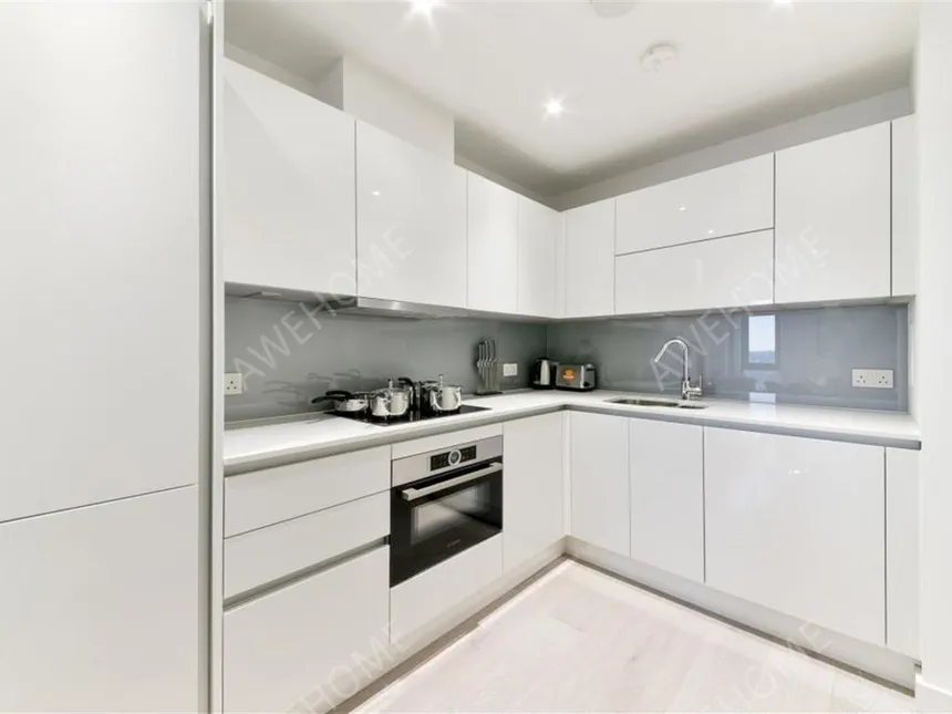 倫敦租房City North East Tower 1 bed flat