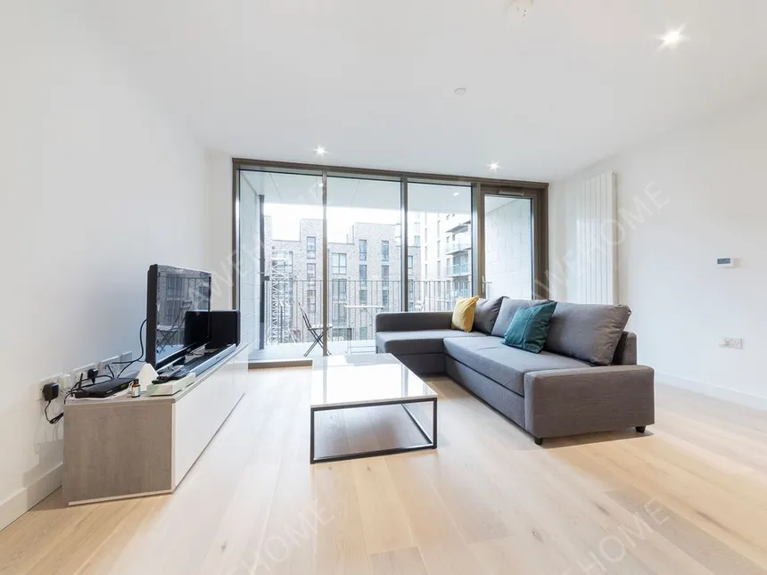 倫敦租房Commodore House 2 bed flat