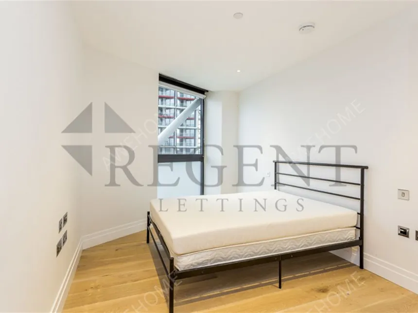 倫敦租房Riverlight One 2 bed flat