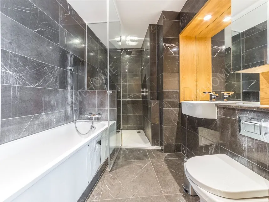 倫敦租房Arena Tower 2 bed flat