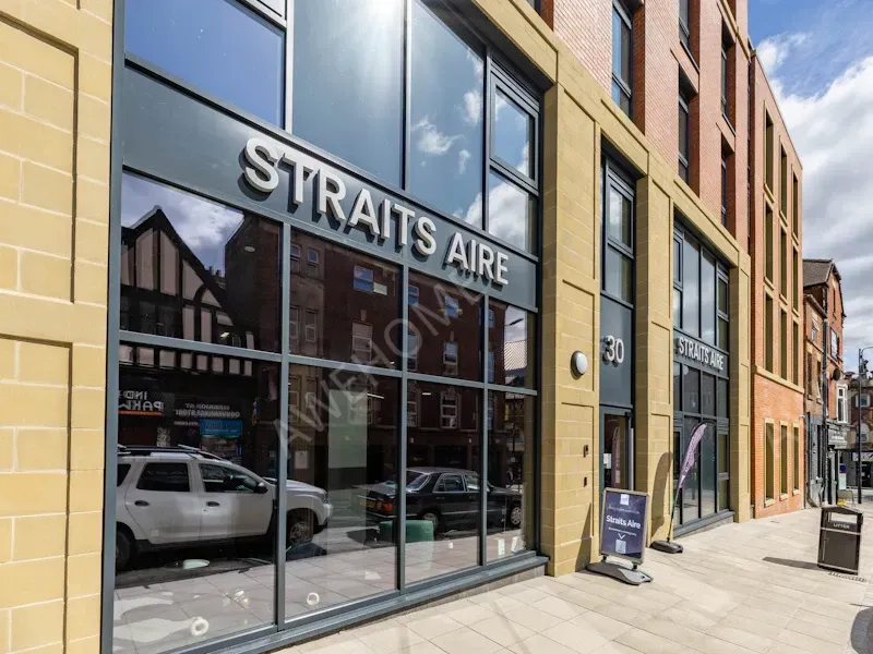 利茲租房Straits Aire