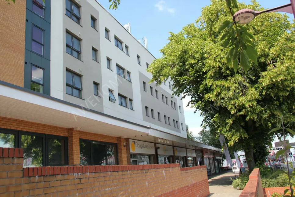特倫特河畔斯托克租房Stoke Student Village