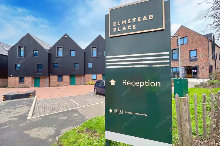 ColchesterStudy Overseas Accommodation Booking
