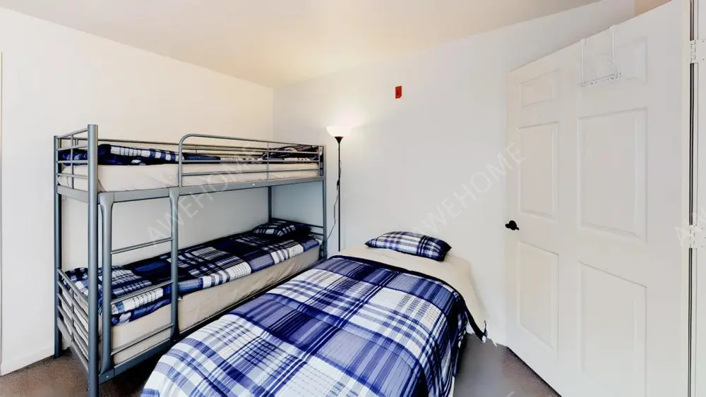 伯克利租房Renaissance Villas Apartments (Furnished)