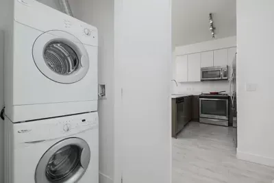 溫哥華租房GEC Burnaby Heights