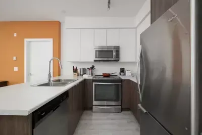 溫哥華租房GEC Burnaby Heights